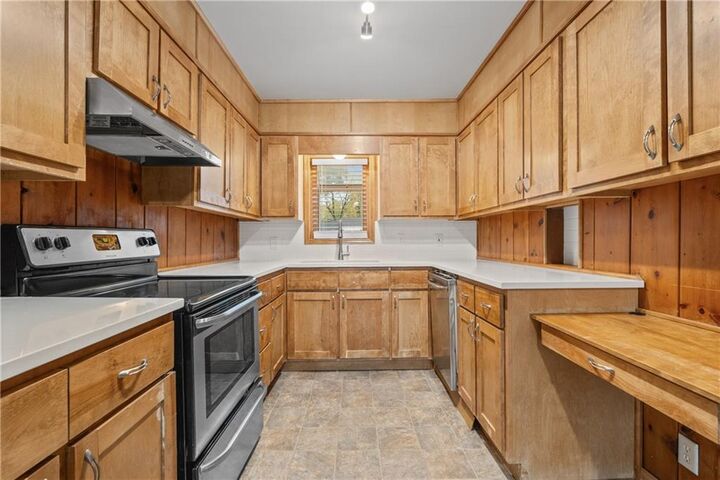 Property Photo:  5212 W 76th Street  KS 66208 
