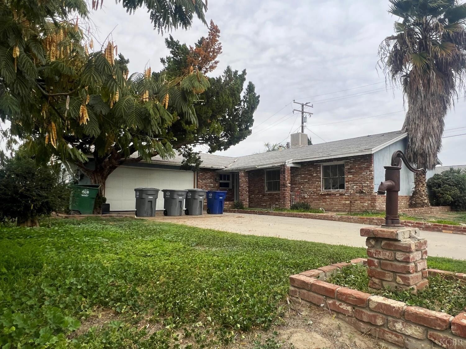 Property Photo: 14106 Vista Drive CA 93202