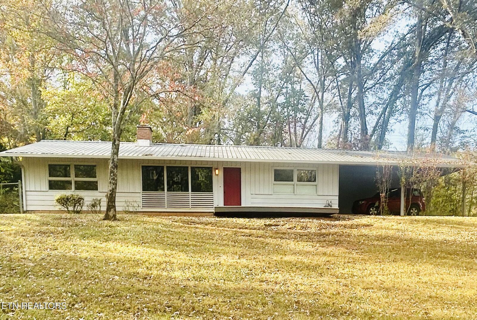 Property Photo: 5400 Mockingbird Drive TN 37919