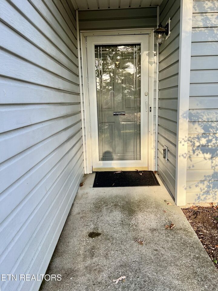 Property Photo: 616 Tarpley St TN 37804