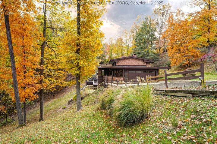 1614 Ridgeview Road  Charleston WV 25314 photo