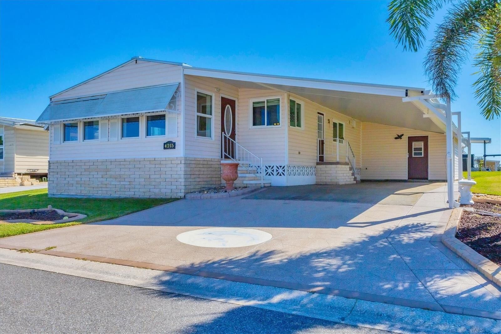 Property Photo: 4215 14th Street E FL 34222