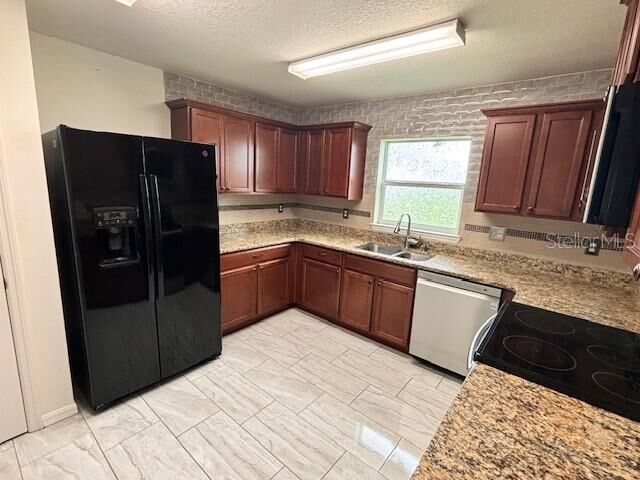 Property Photo: 30598 Satinleaf Run FL 34602