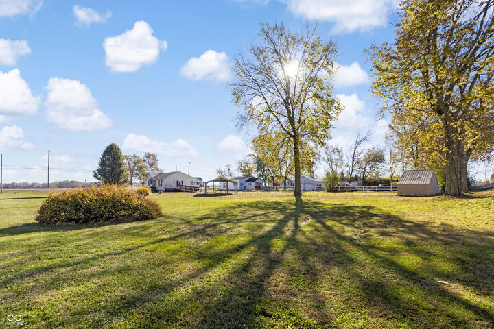 Property Photo: 1620 Jonesville Road IN 47201