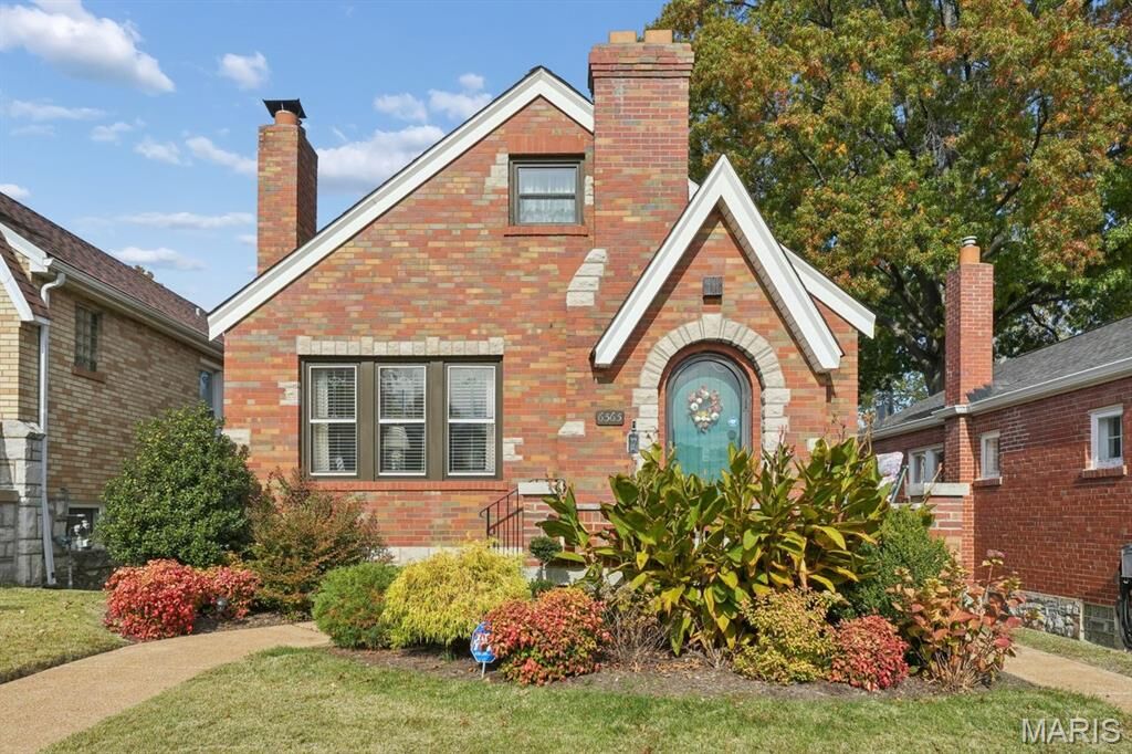 Property Photo:  6565 Winnebago Street  MO 63109 