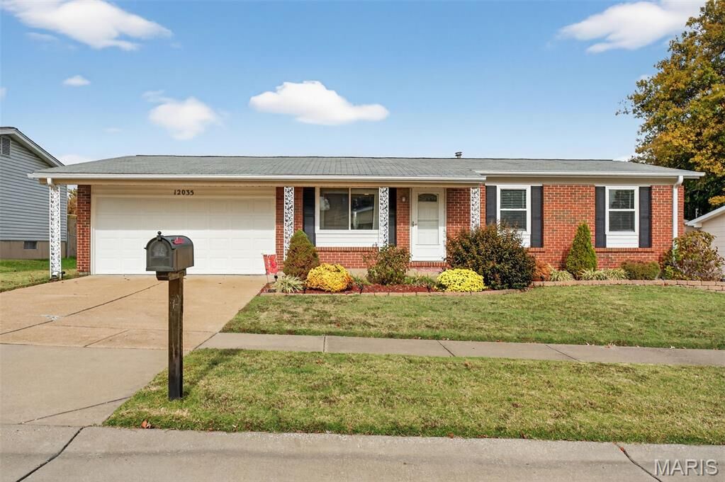 Property Photo: 12035 Bobbett Drive MO 63043