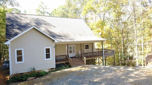 Property Photo: 526 McDonald Rd NC 28906