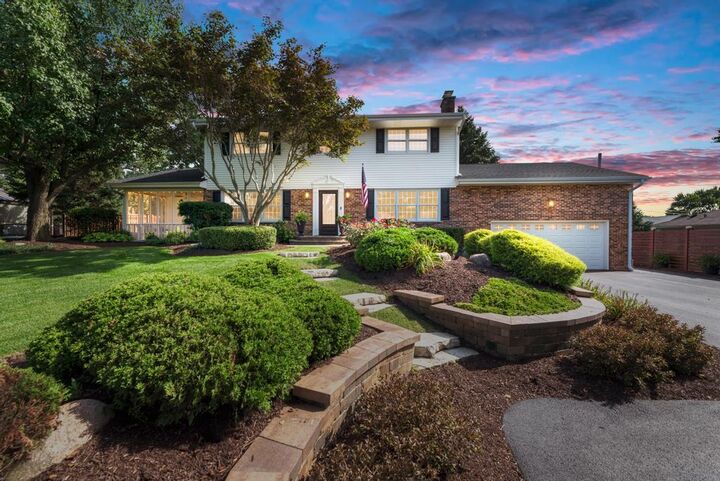 Property Photo: 22W425 Broker Road IL 60157