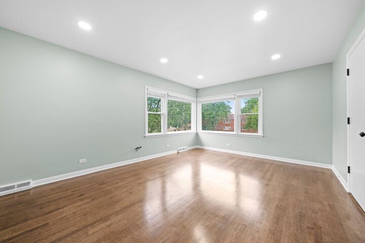 Property Photo: 10537 Austin Avenue 2 IL 60415