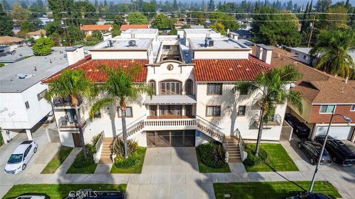 Property Photo: 17115 Chatsworth CA 91344