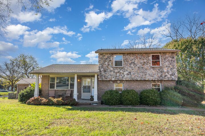 4836 Leesa Ann Ln  Hermitage TN 37076 photo