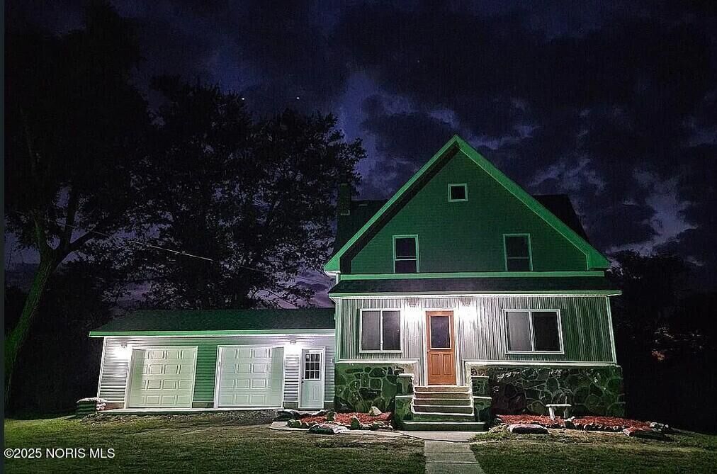 Property Photo:  16993 County Road 12  OH 43543 