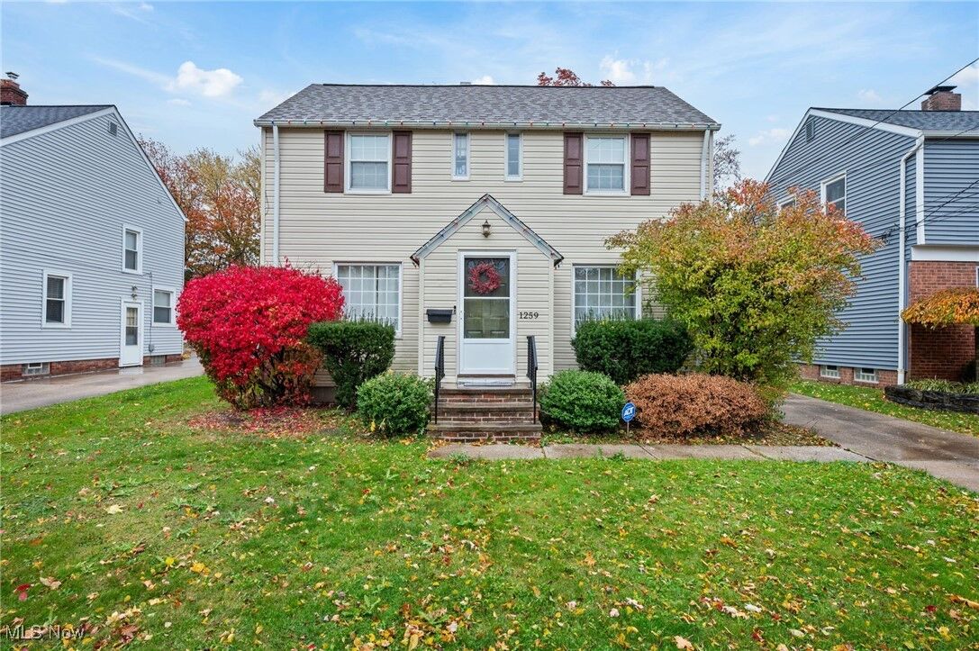 Property Photo:  1259 Gordon Road  OH 44124 