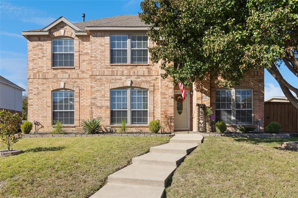 Property Photo: 1544 Mountain Laurel Drive TX 76248