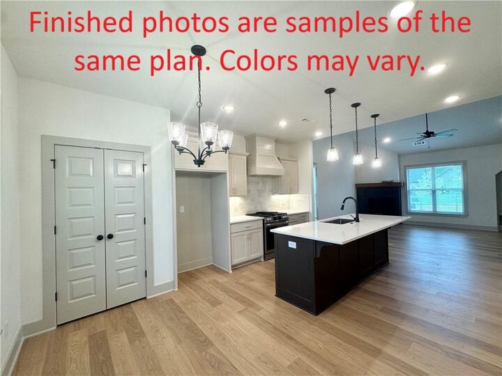 Property Photo:  2904 SW Little Elm Loop  AR 72713 