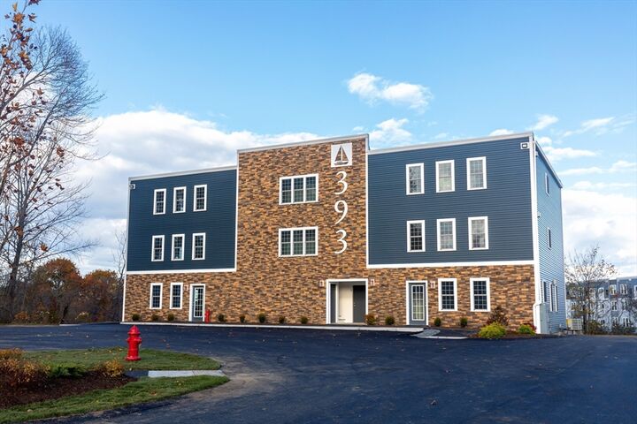 Property Photo: 393 Court St 7 MA 02360