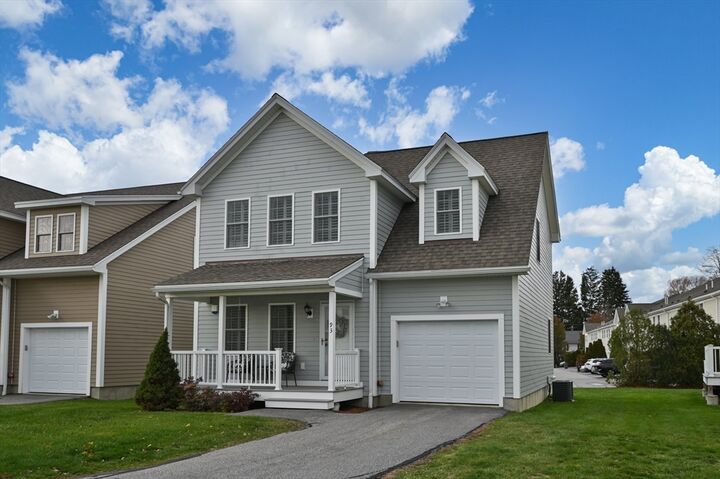 Property Photo:  93 Denworth Bell Circle 93  MA 01835 