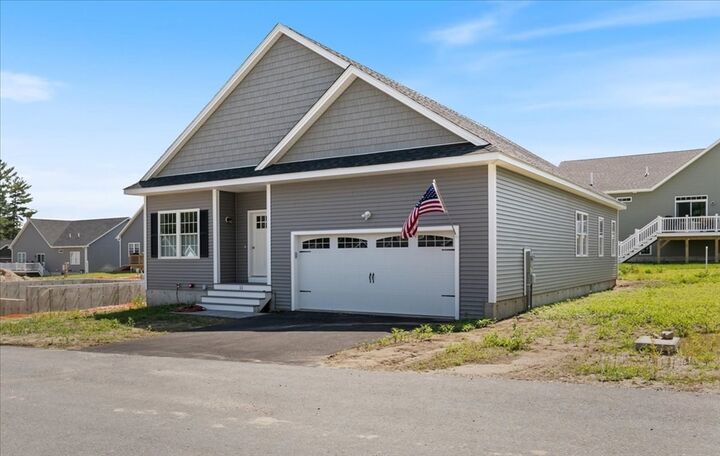 Property Photo:  7 Venus Way 22  NH 03076 