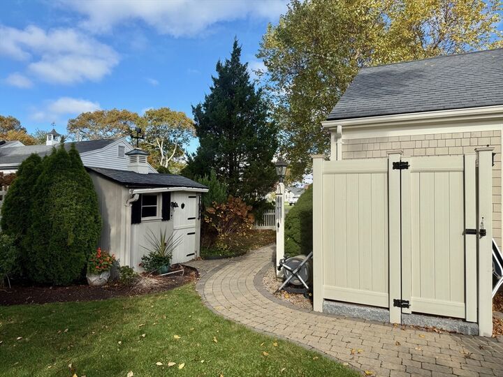 Property Photo:  91 Chipping Green Circle  MA 02664 