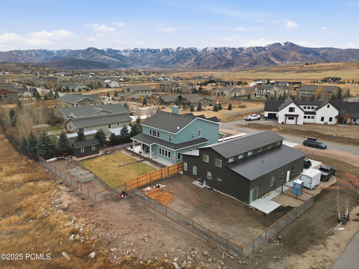 Property Photo:  415 Earl Street  UT 84098 