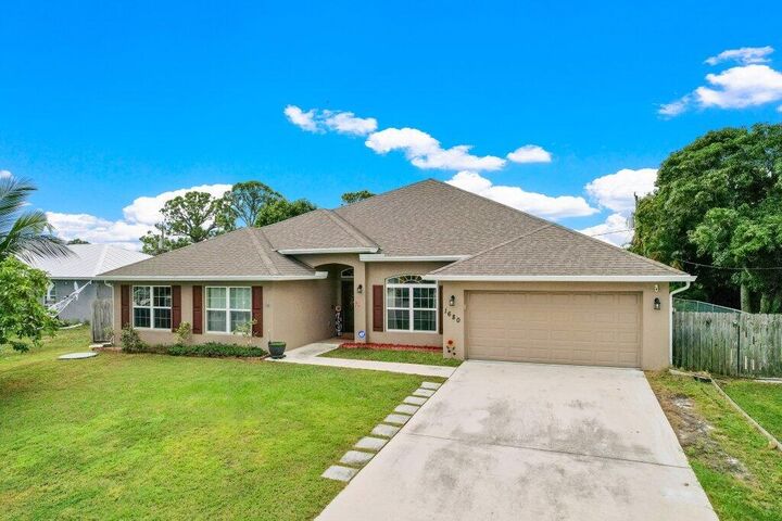 Property Photo: 1680 SW Burlington Street FL 34984