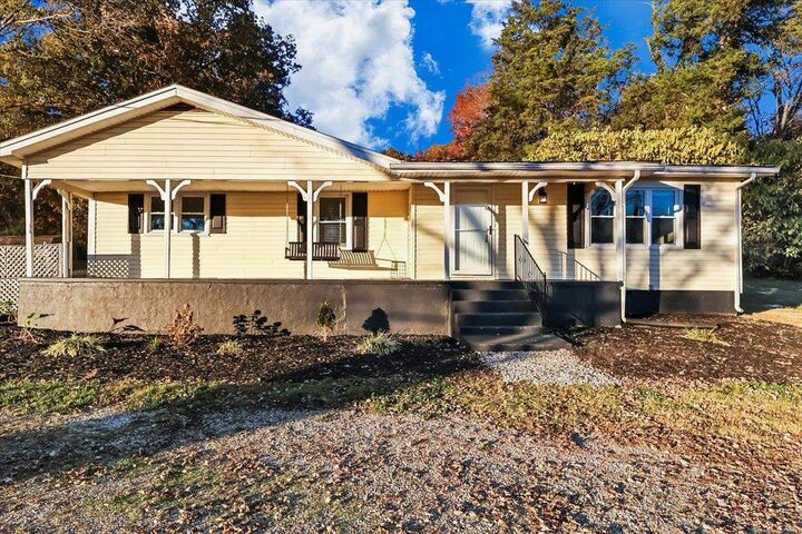 Property Photo:  16089 Louisville Road  KY 42171 