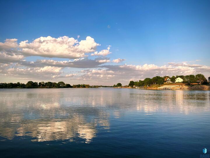 Property Photo:  6340 Harbor Way  SD 57075 