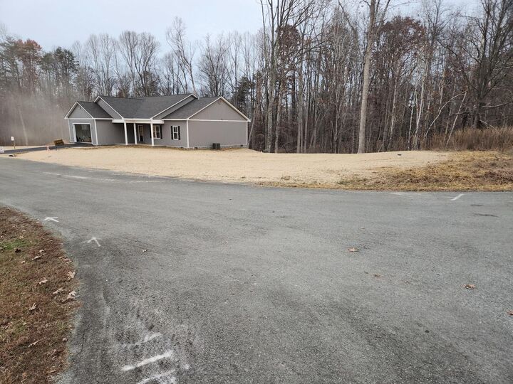 Property Photo:  42 Belvoir Cir  VA 24121 