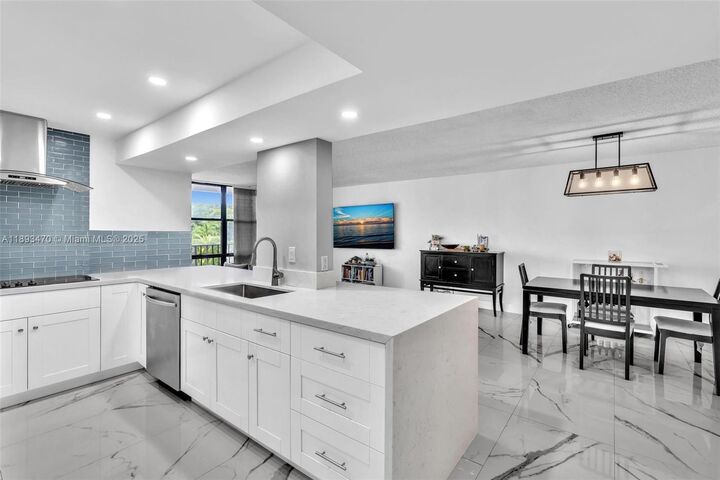 Property Photo:  1000 Parkview Dr 329  FL 33009 