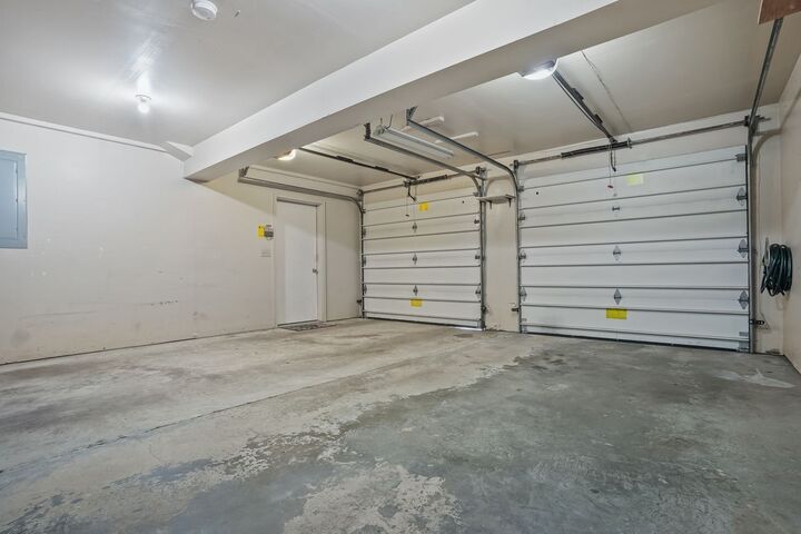 Property Photo:  96 Franklin Street Apt B  CT 06810 