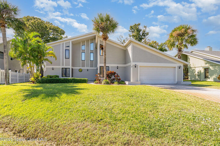 4 Spinnaker Point Court S  Indian Harbour Beach FL 32937 photo