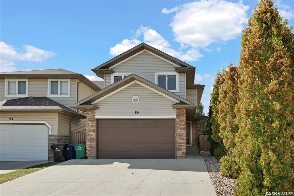 Property Photo: 150 Ashworth Crescent SK S7T 0H8