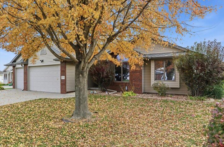 Property Photo:  1313 Aster  Circle  IA 51503 
