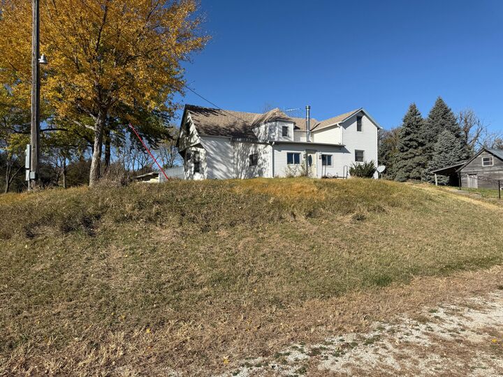 Property Photo: 25514 Greenview Road IA 51503