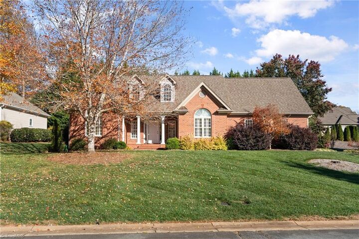 Property Photo: 4315 Stonehenge Court NC 27106