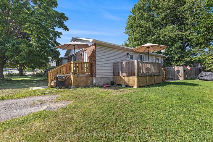 Photo de la propriété: 389 Thomas Street ON K7C 3Z3