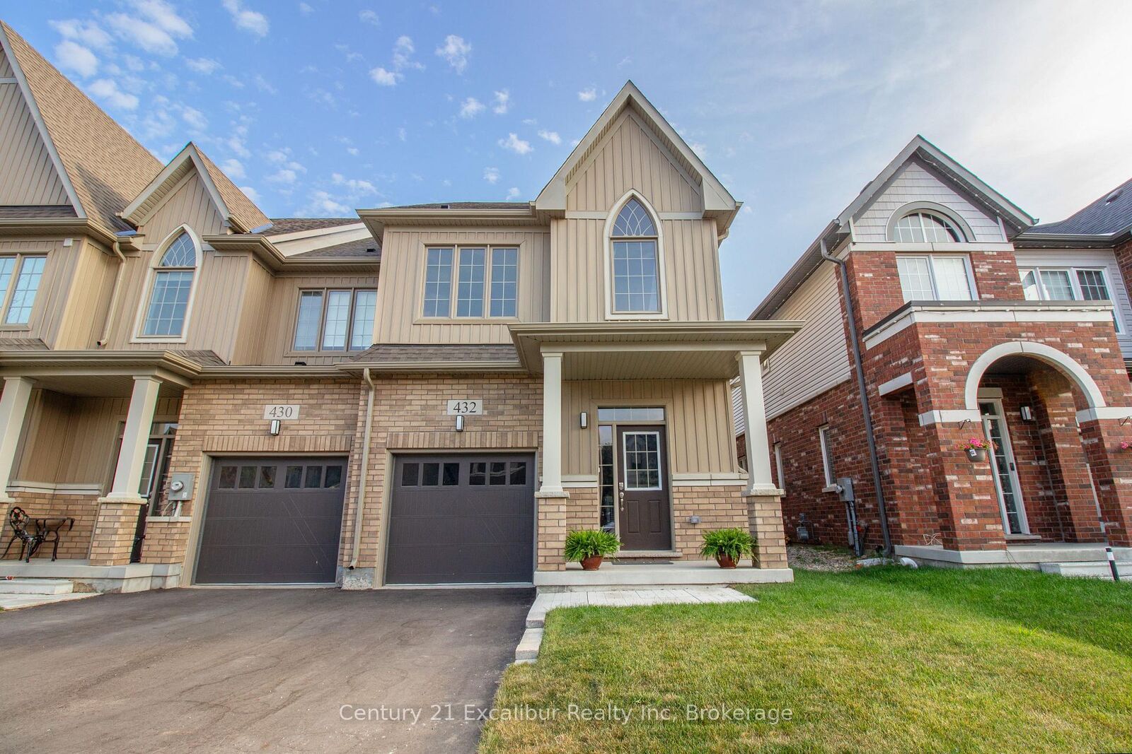 Property Photo:  432 Adelaide Street  ON N0G 1A0 