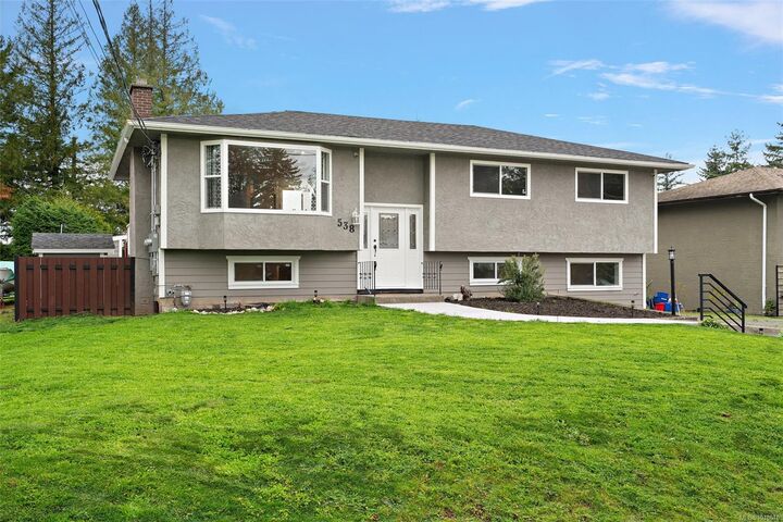 Property Photo:  538 Cedarcrest Dr  BC V9C 1M3 
