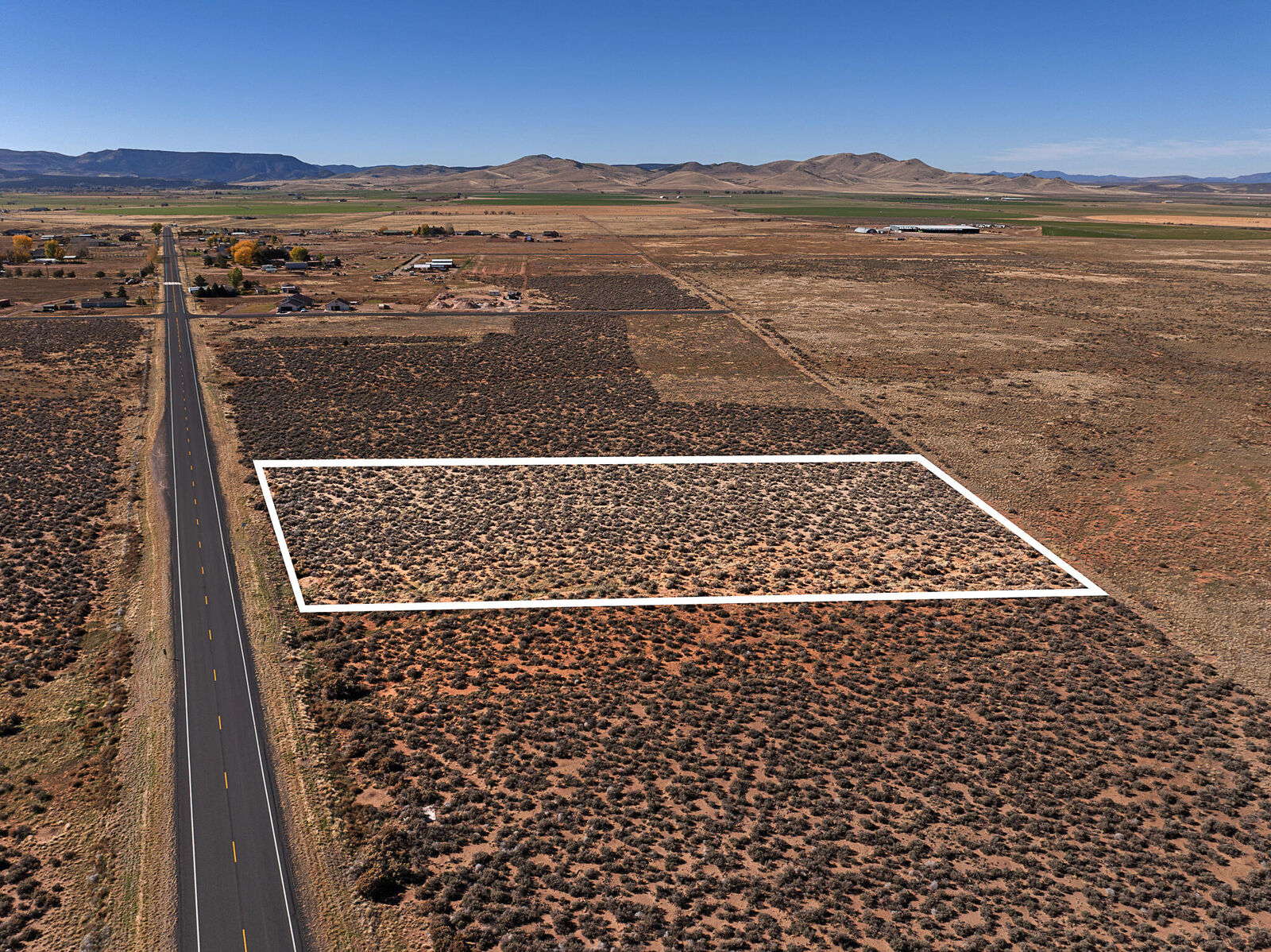 Property Photo: Bench Rd Er-1-2-Nc UT 84725