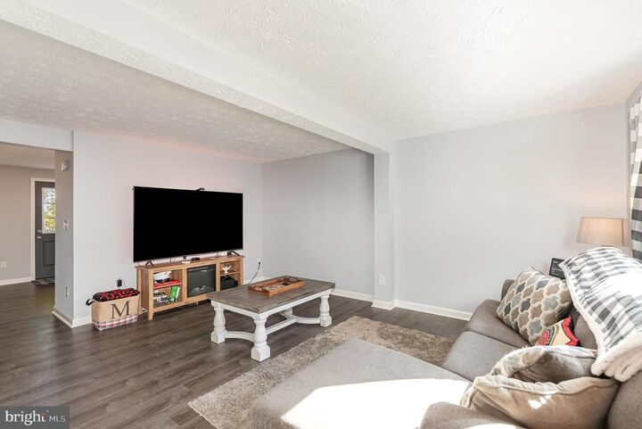 Property Photo: 2910 Ruskin Court MD 21009