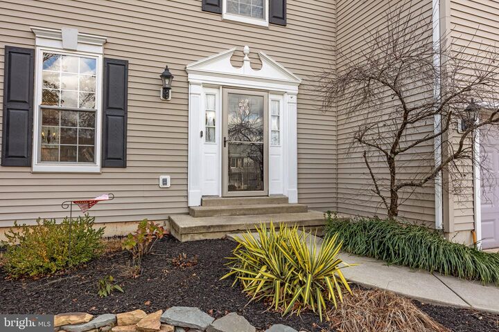 Property Photo: 132 Applewood Lane PA 18917