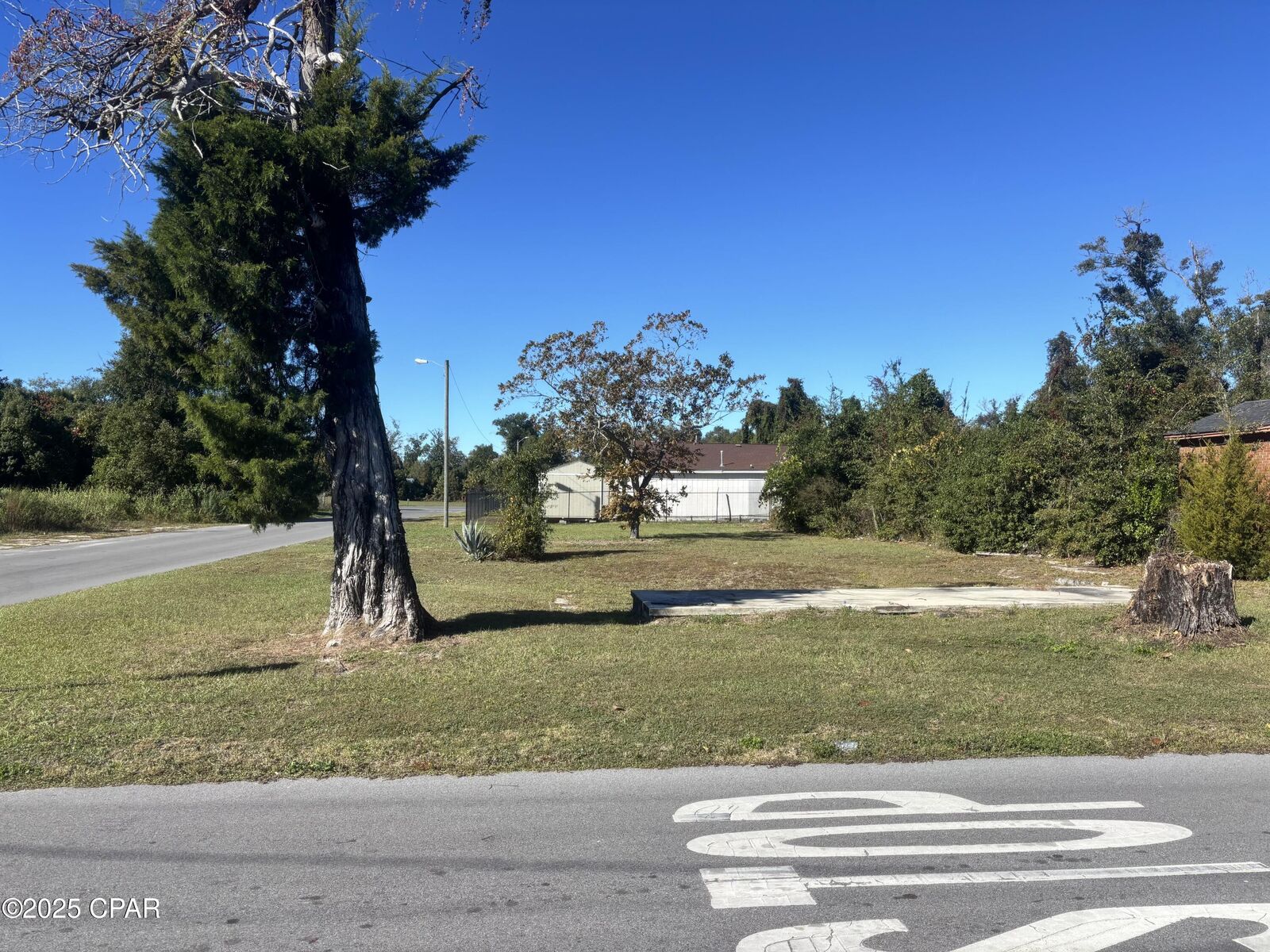 Property Photo: 151 Harlem Avenue FL 32401