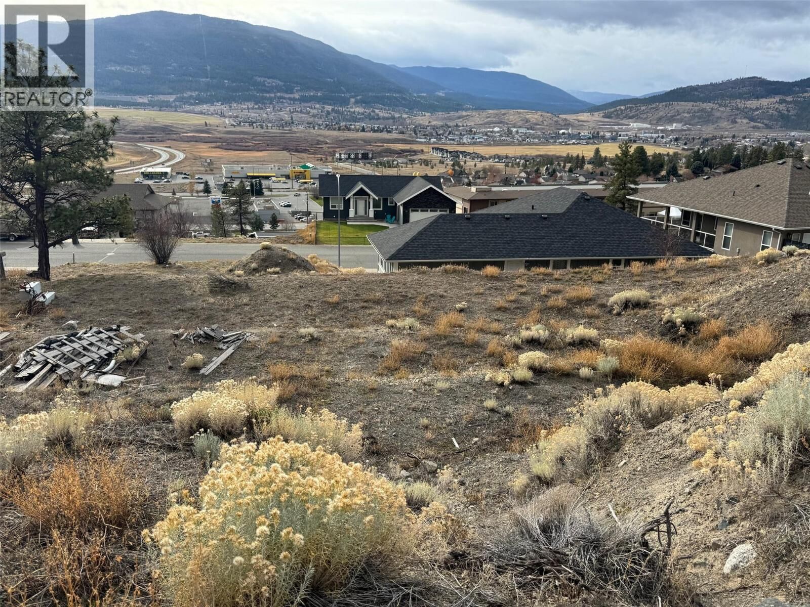 Photo de la propriété:  2742 Eagle Crescent  BC V1K 0B3 