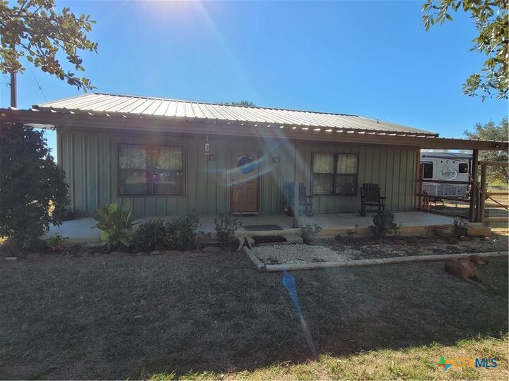 Property Photo:  226 Fm 1107  TX 78160 