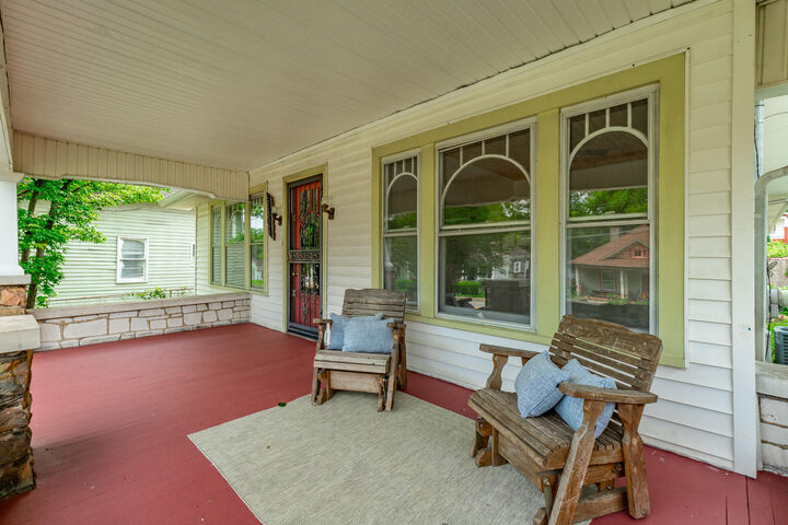 Property Photo:  5405 Saint Elmo Avenue  TN 37409 