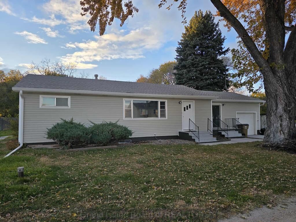 Property Photo:  206 Wetzel  NE 68801 