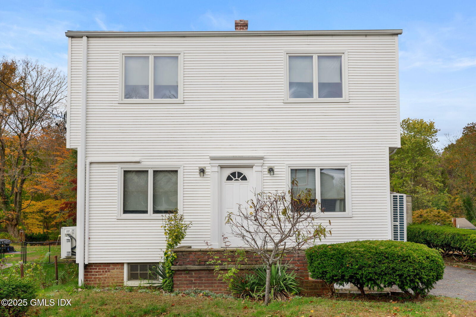 Property Photo:  40 Moshier Street  CT 06831 