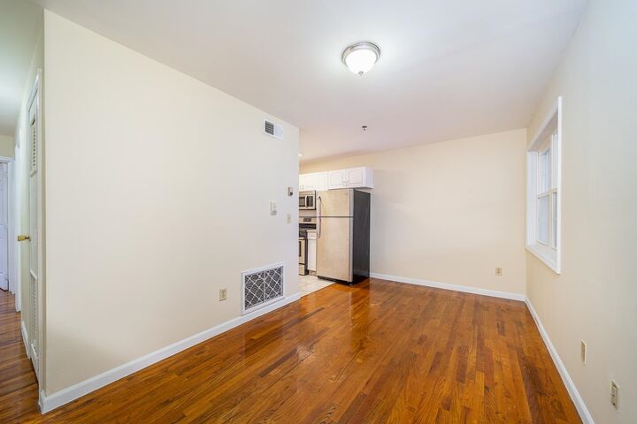 Property Photo:  524 4th St 10  NJ 07087 