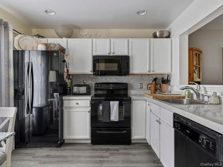 Property Photo:  222 Sterling Place  NY 12528 