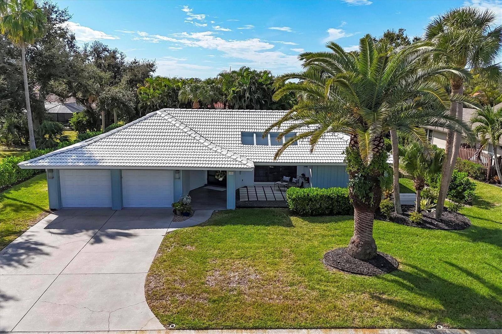 Property Photo:  1486 Landview Lane  FL 34229 